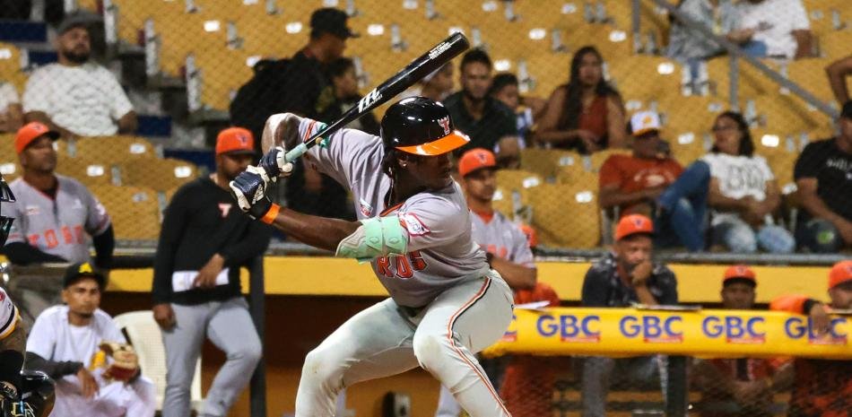 TOROS VENCEN A ÁGUILAS CON PODER Y PRECISIÓN