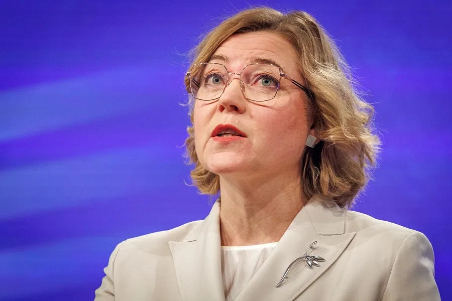 COMISIÓN EUROPEA BUSCA AVANCE DIPLOMÁTICO NEXPERIA