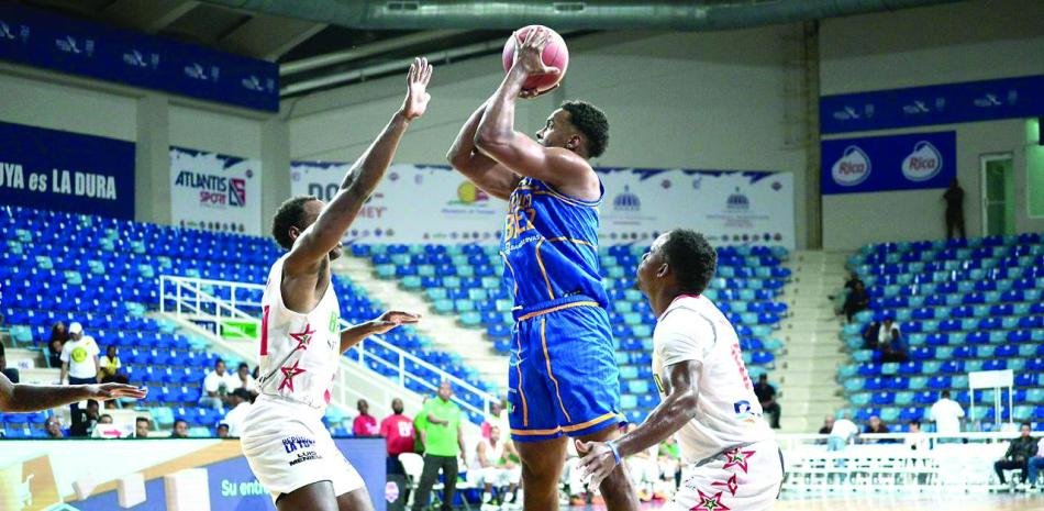 MAURICIO BÁEZ AVANZA A SEMIFINALES TBS
