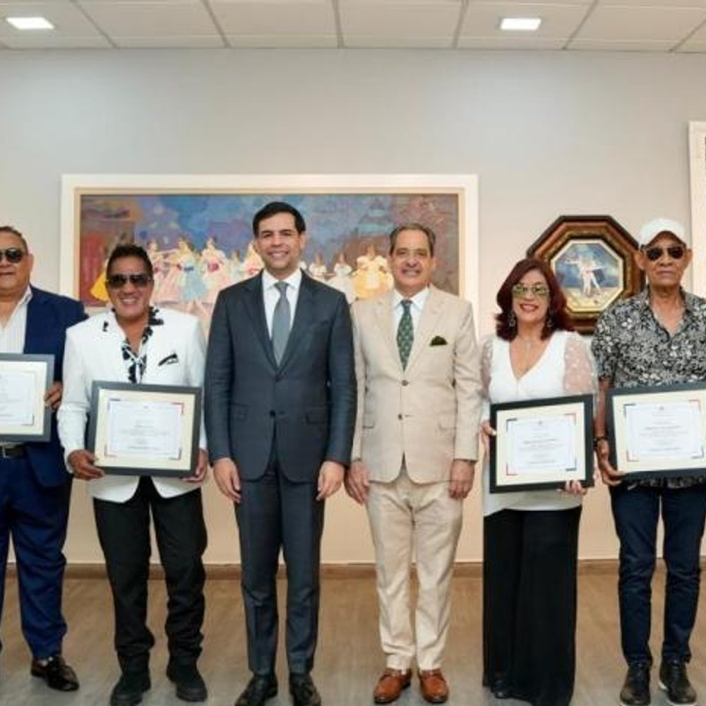 Merengueros destacados inmortalizados en nueva galería del Ministerio de Cultura