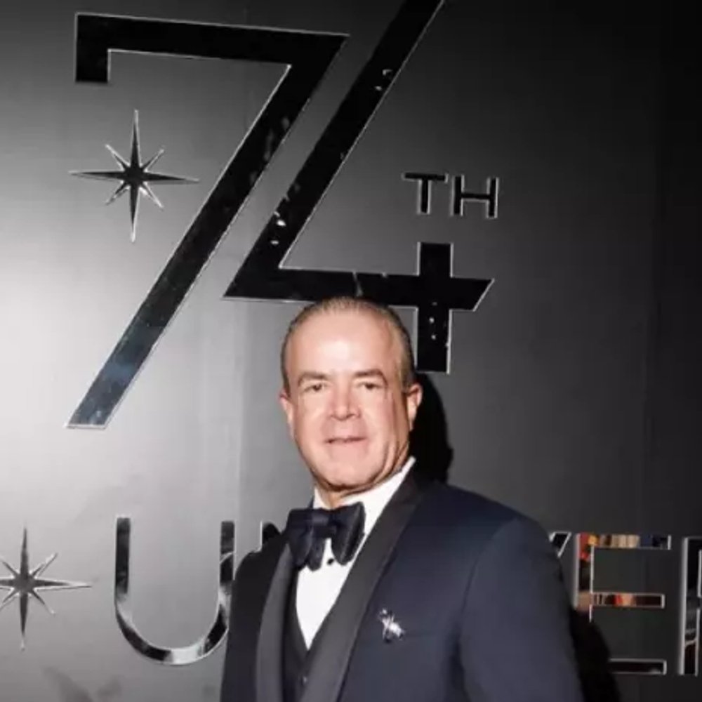 Presidenta de México solicita aclaración sobre posible orden de aprehensión contra dueño de Miss Universo