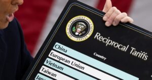 Todo lo que se sabe sobre el fallo de la Corte Suprema de Estados Unidos contra los aranceles de Donald Trump