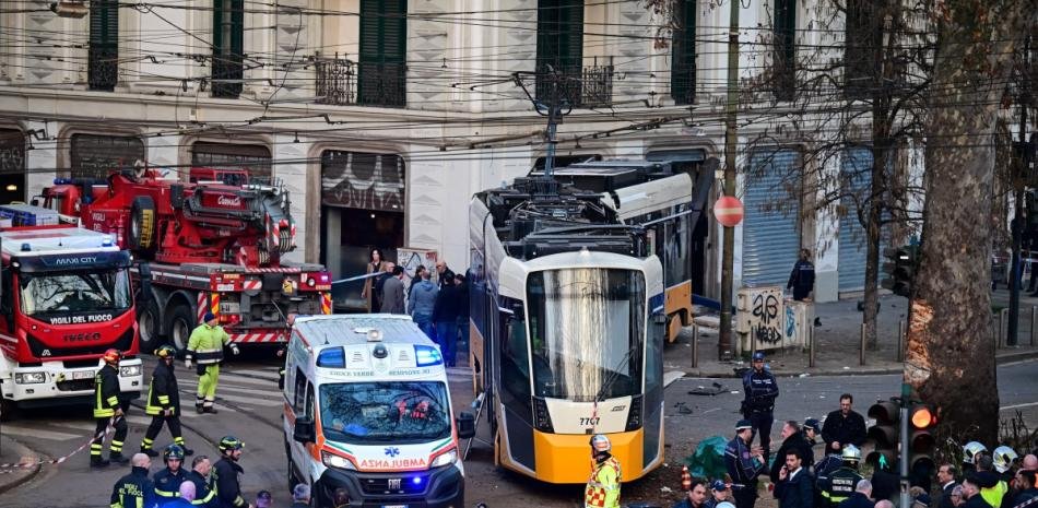 DESCARRILAMIENTO-DE-TRANVIA-EN-ITALIA_.jpg