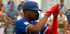 ELOY-JIMENEZ-BRILLA-EN-DEBUT-CON-TORONTO_.jpg