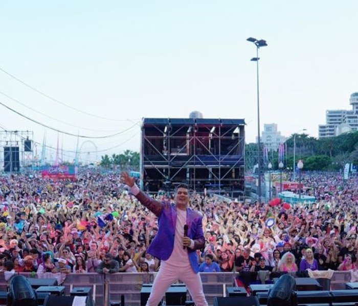 Eddy-Herrera-deslumbra-en-el-carnaval-de-Santa-Cruz-de-Tenerife-2026_.jpg