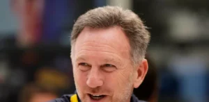 Horner-revela-que-Verstappen-no-influyo-en-su-salida-de-Red-Bull_.webp