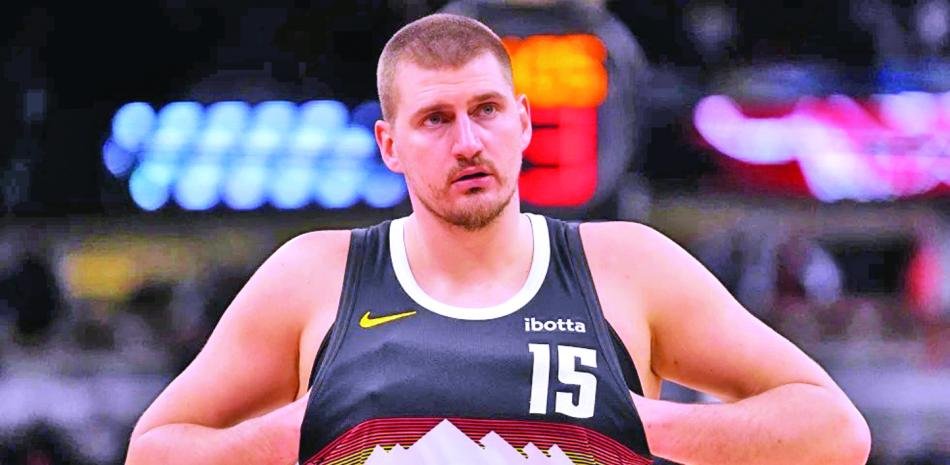 NIKOLA-JOKIC-ANTE-UN-RECORD-NBA-HISTORICO_.jpg