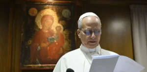 El Papa pide que se abran vías de diálogo ante la "violencia atroz de la guerra" en Oriente Próximo