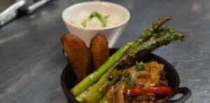 Restaurantes reducen las porciones, mientras los clientes cuidan sus presupuestos y cinturas