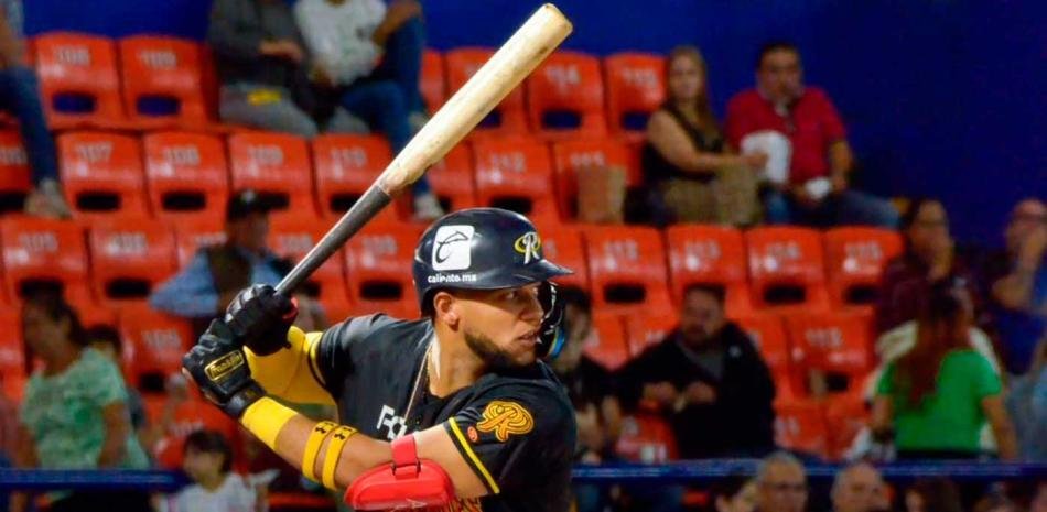 Andretty-Cordero-se-une-a-los-Tigres-del-Licey-como-agente-libre_.jpg
