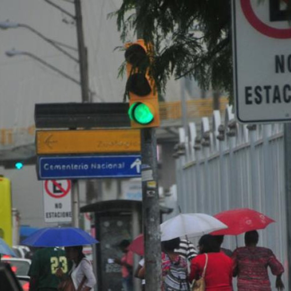 FRENTE-FRIO-Y-VAGUADA-ACTIVAN-ALERTAS-EN-13-PROVINCIAS_.jpg