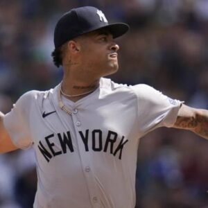 LUIS-GIL-QUEDA-FUERA-DE-LA-ROTACION-DE-YANKEES_.jpg