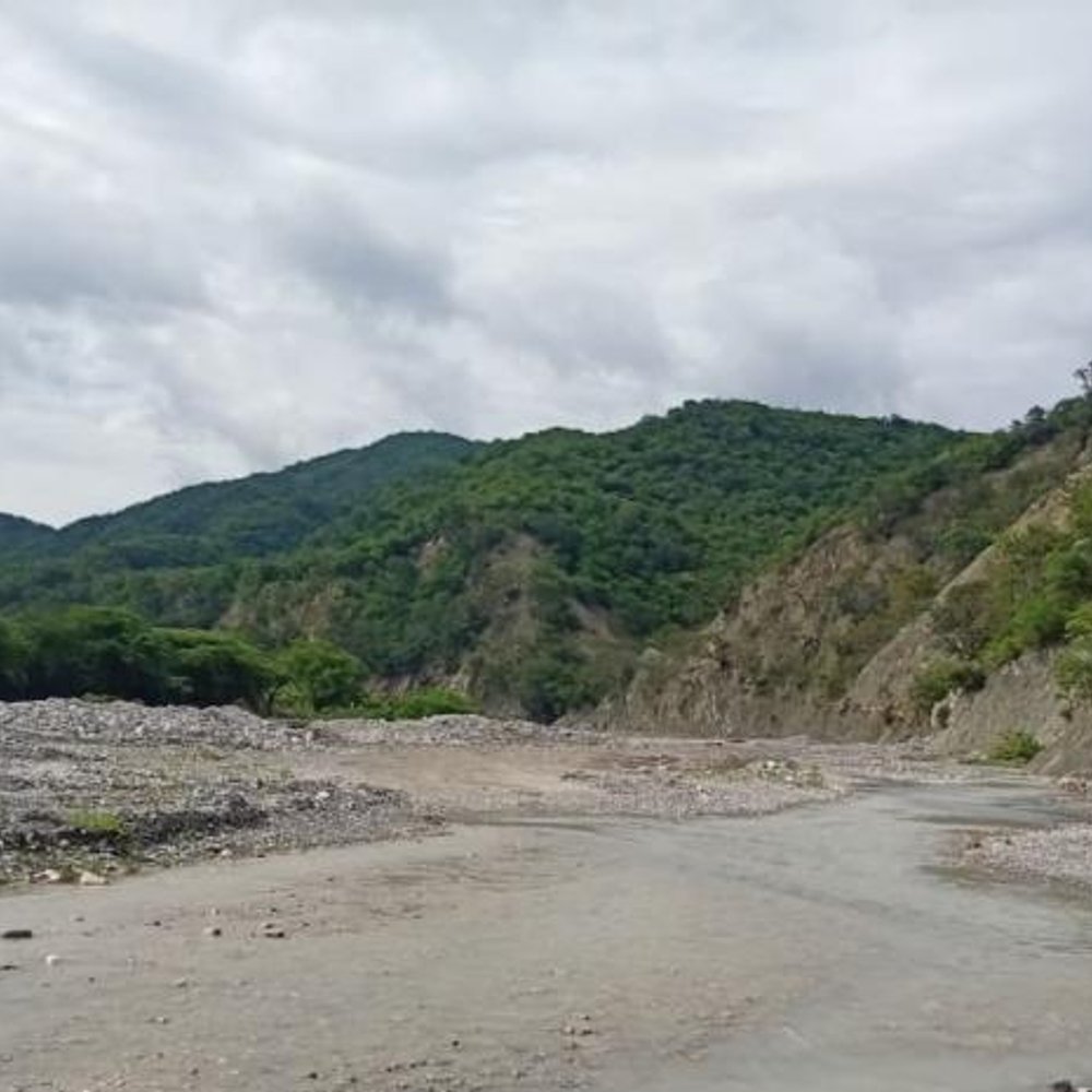 COMUNIDADES-IMPIDEN-EXTRACCION-DE-RECURSOS-EN-RIO-OCOA_.jpg