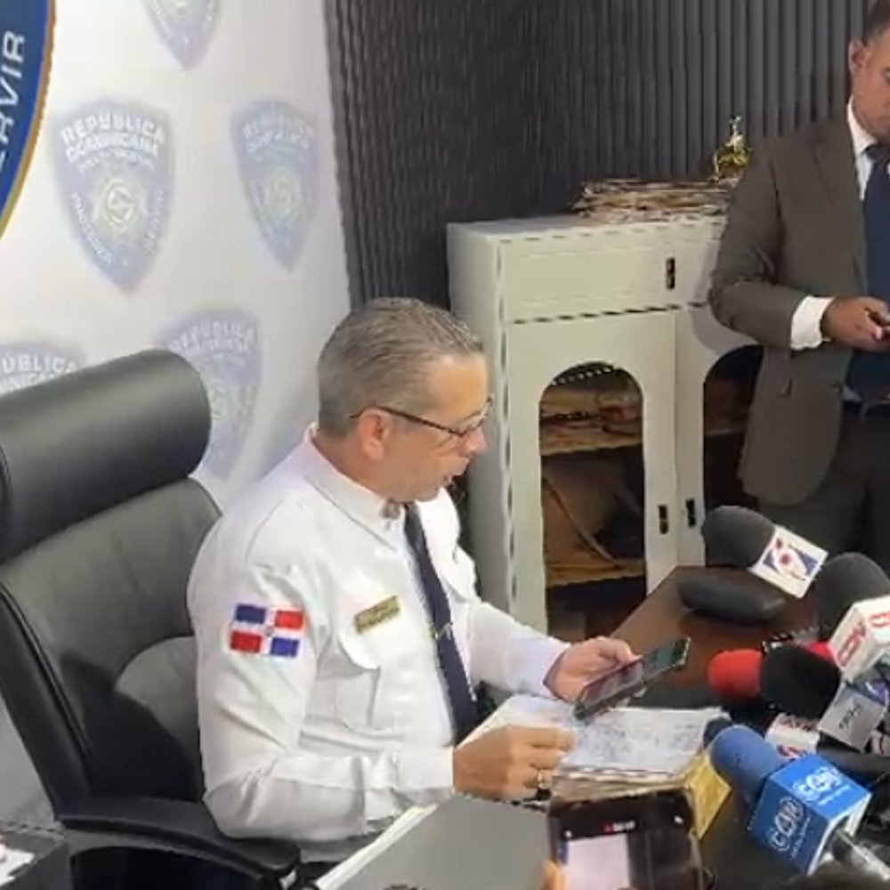 HALLAN-MUERTO-A-CORONEL-AEREO-EN-PARQUE-MIRADOR-SUR_.jpg