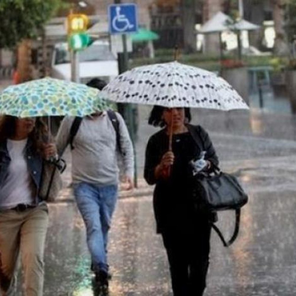 LLUVIAS-INTENSAS-ESTE-SABADO-DEBIDO-A-VAGUADA-NACIONAL_.jpg