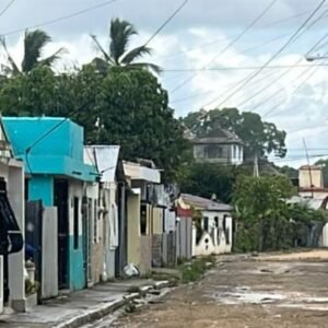 PIMENTEL-SE-HUNDE-EN-BASURA-Y-DECADENCIA-URBANA_.jpg