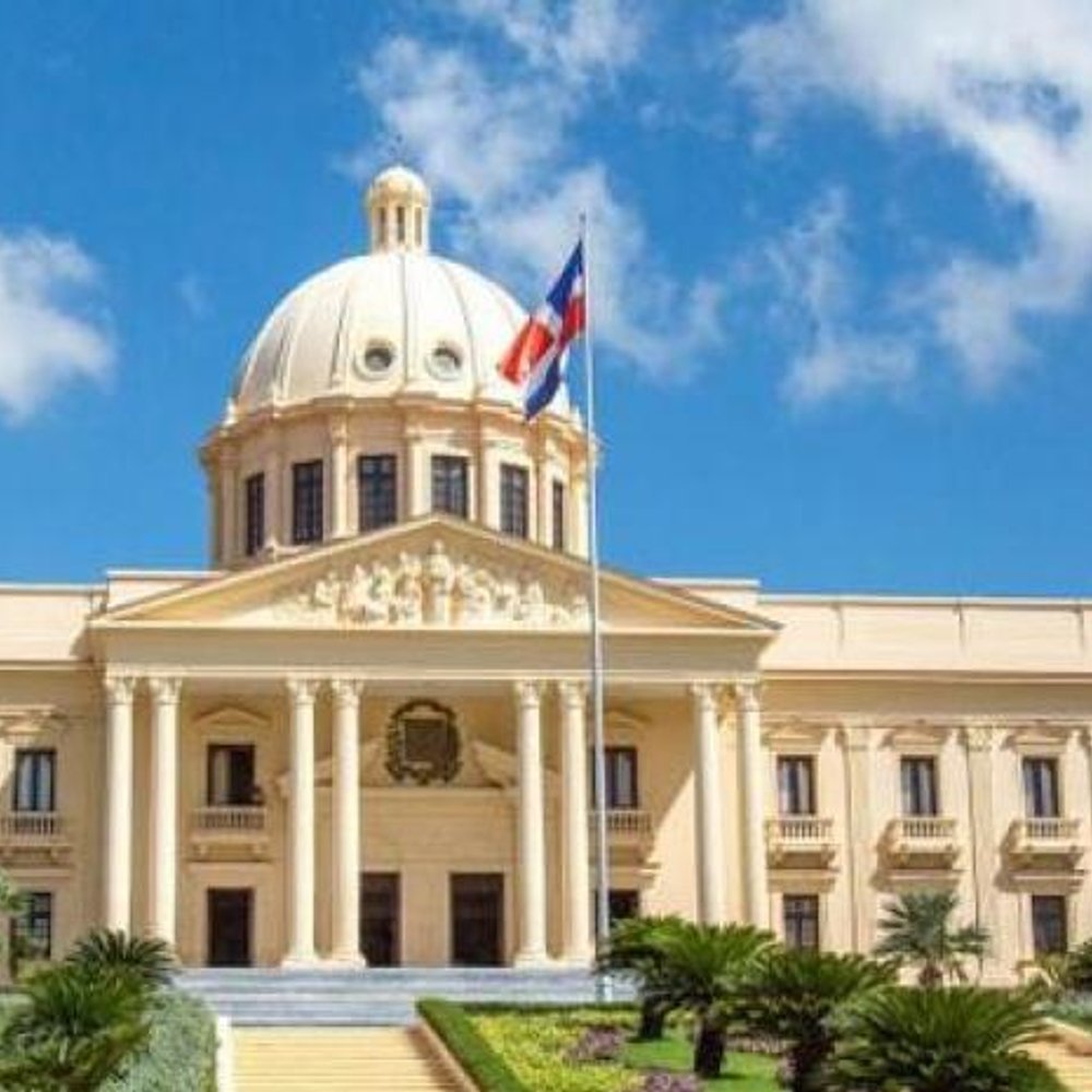 ABINADER-APRUEBA-NUEVA-LEGISLACION-FISCAL_.jpg