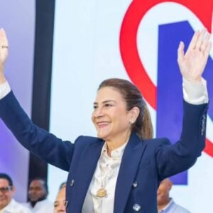 CAROLINA-AVANZA-EN-SU-CAMINO-A-LA-PRESIDENCIA-RINDIENDO-CUENTAS_.jpg