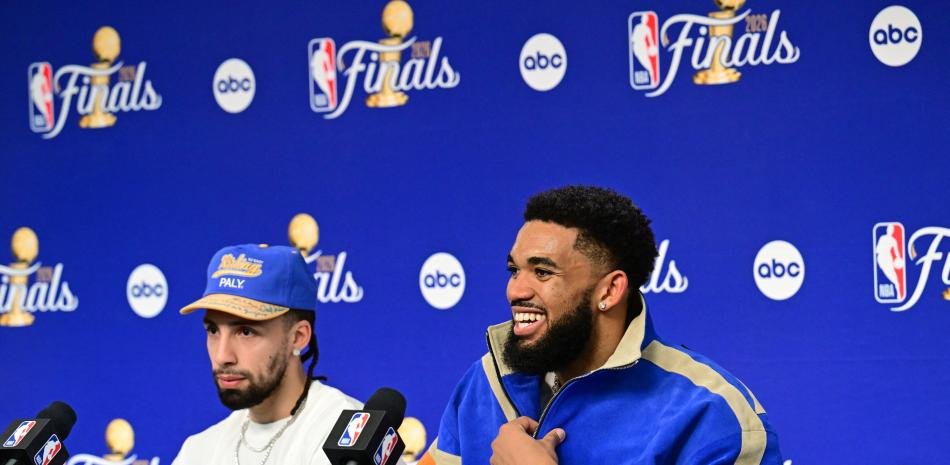 KAT-y-Alvarado-lideran-a-los-Knicks-hacia-la-victoria-en-la-NBA-con-sabor-latino_.jpg