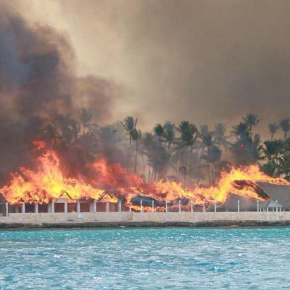 ORIGEN-DEL-FUEGO-EN-ALOJAMIENTO-BAYAHIBE-AUN-INCIERTO_.jpg