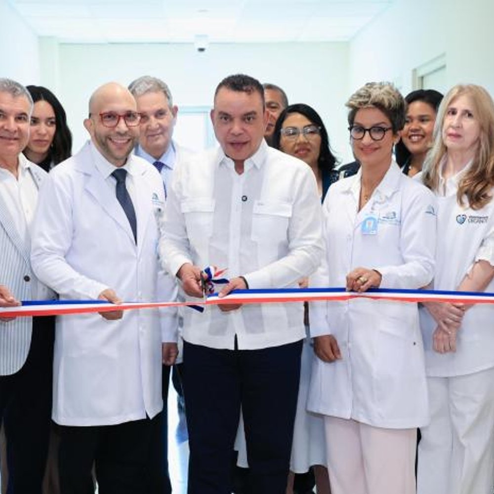 PRIMERA-CLINICA-DE-OPERACIONES-INTRAUTERINAS-ABRE-EN-SNS_.jpg