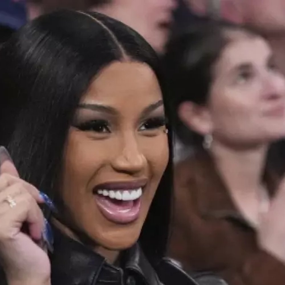 CARDI-B-AVISTADA-CON-DEPORTISTA-NIGERIANO_.jpg