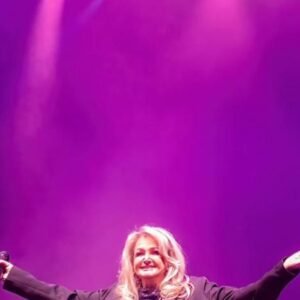 HITS-QUE-ELEVARON-A-BONNIE-TYLER-A-LEYENDA_.jpg