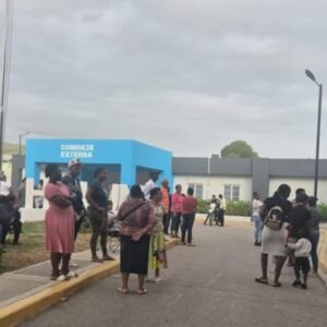 HUELGA-MEDICA-DEJA-PACIENTES-SIN-ATENCION-EN-BARAHONA_.jpg
