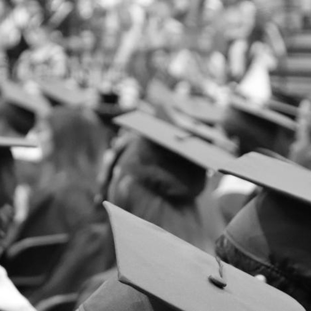INICIATIVA-LEGISLATIVA-PARA-ANULAR-COBROS-POR-DIPLOMAS_.jpg