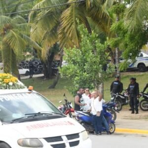 LAGRIMAS-Y-EXIGENCIAS-DE-JUSTICIA-EN-FUNERAL-DE-DARLING-MERCADO_.jpg