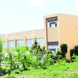 RIESGO-ESCOLAR-POR-DETERIORO-EN-LICEO-VILLA-MELLA_.jpg