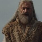 La reinvención sangrienta y predecible de Robin Hood con Hugh Jackman