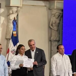 OTORGAN-36225-APOYOS-A-JOVENES-EN-SECTORES-REQUERIDOS_.jpg