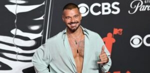 Ricky-Martin-vuelve-a-actuar-en-la-pelicula-Hombre-al-agua_.jpg