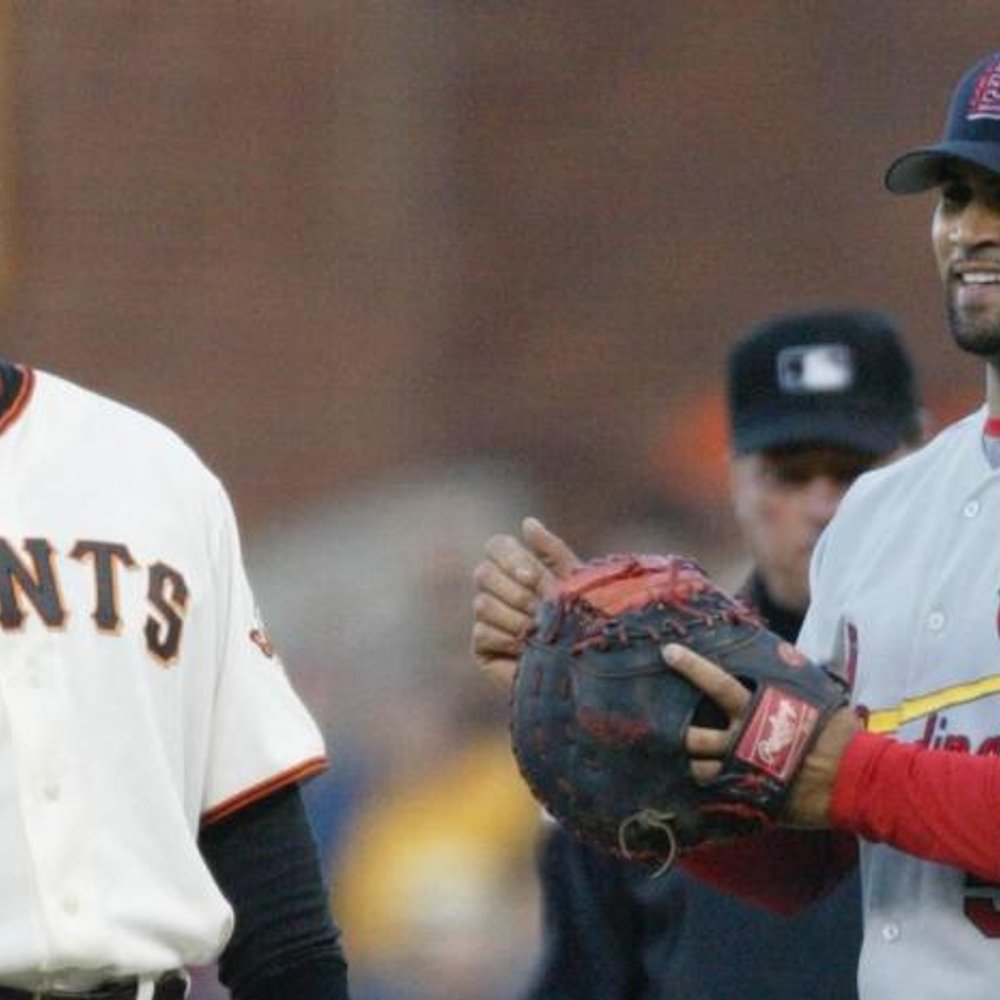 ALBERT-PUJOLS-DARIA-SU-VOTO-A-BARRY-BONDS-Y-SAMMY-SOSA_.jpg
