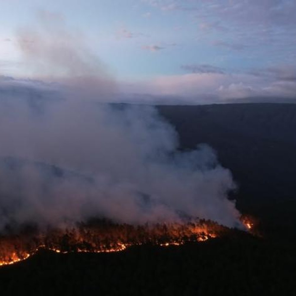 HUMAREDA-E-INCENDIOS-DEVORAN-SIERRA-DE-BAHORUCO_.jpg