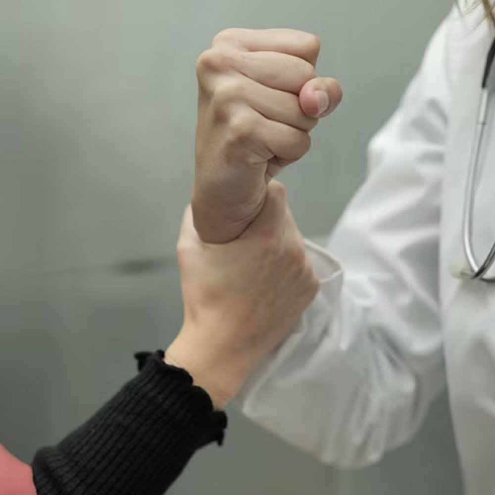 OPS-ADVIERTE-VIOLENCIA-CONTRA-PERSONAL-DE-SALUD-SIGUE_.jpg